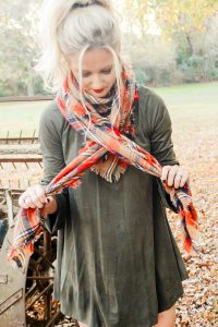 LNL love n labels: friday faves - ways to wear blanket scarves