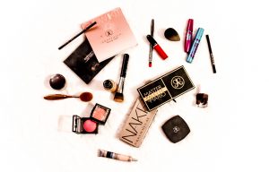 LNL love 'n' labels: friday favorites - fave makeup products