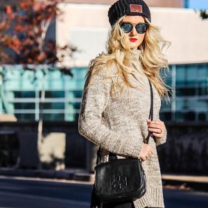 black friday shopping outfit