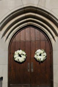 Wedding Wednesday - Samuel Franklin Wedding Florist | www.lovenlabels.com
