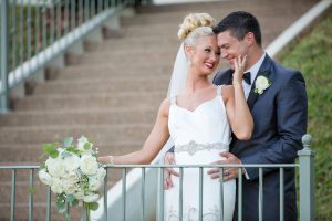 Wedding Wednesday - Samuel Franklin Wedding Florist | www.lovenlabels.com