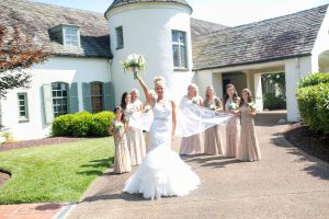 Wedding Wednesday - Samuel Franklin Wedding Florist | www.lovenlabels.com