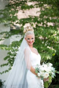 Wedding Wednesday - Samuel Franklin Wedding Florist | www.lovenlabels.com