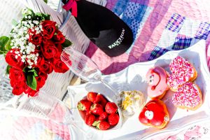xo Valentine's Date Ideas | www.lovenlabels.com