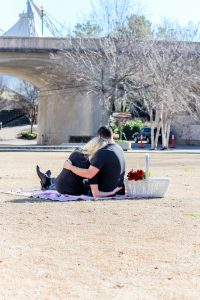 xo Valentine's Date Ideas | www.lovenlabels.com