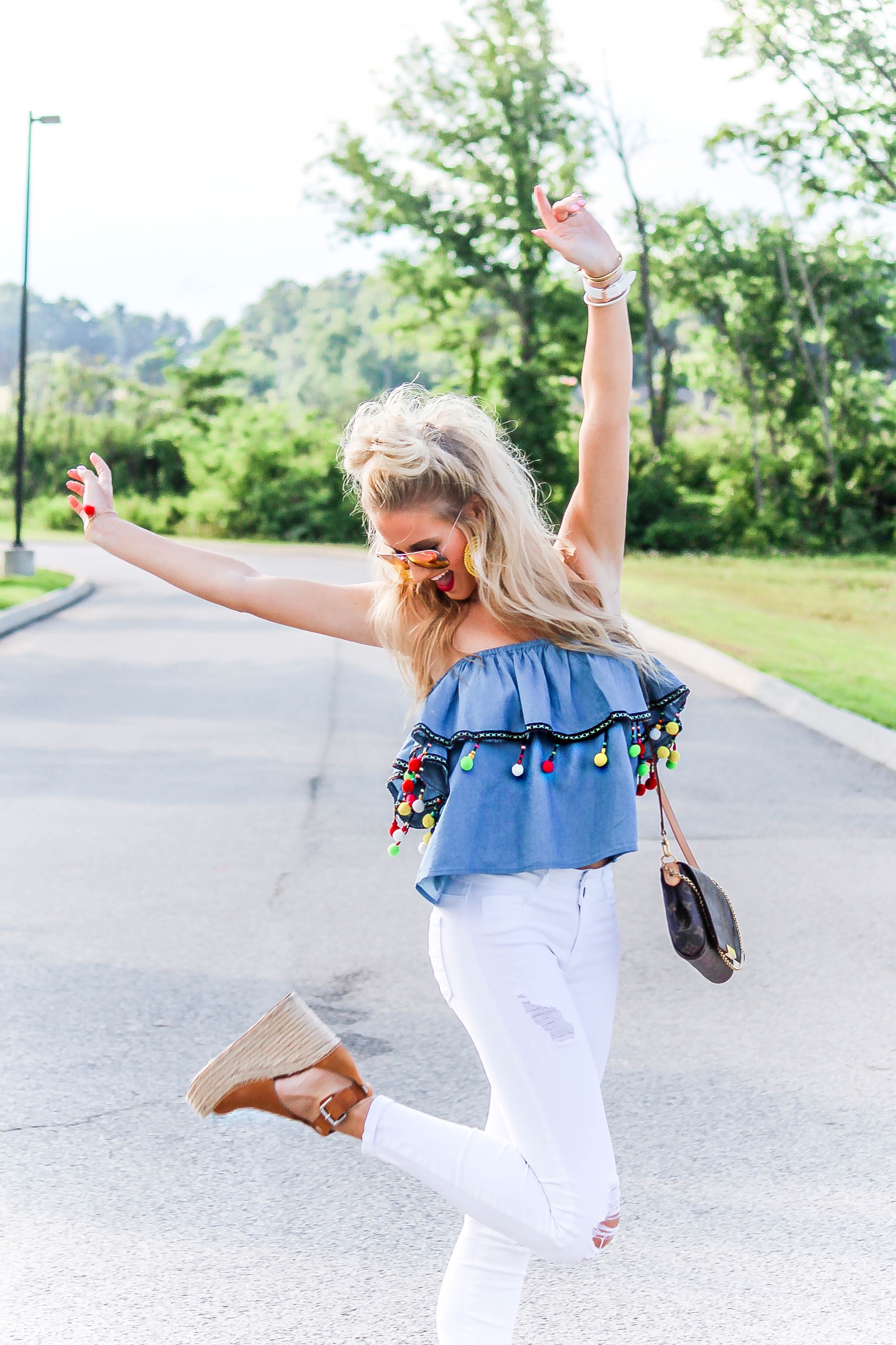 Trending tops shop for jeans