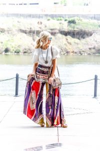 How to Wear (& Feel Comfortable In) a Bold, Statement Outfit | love 'n' labels www.lovenlabels.com