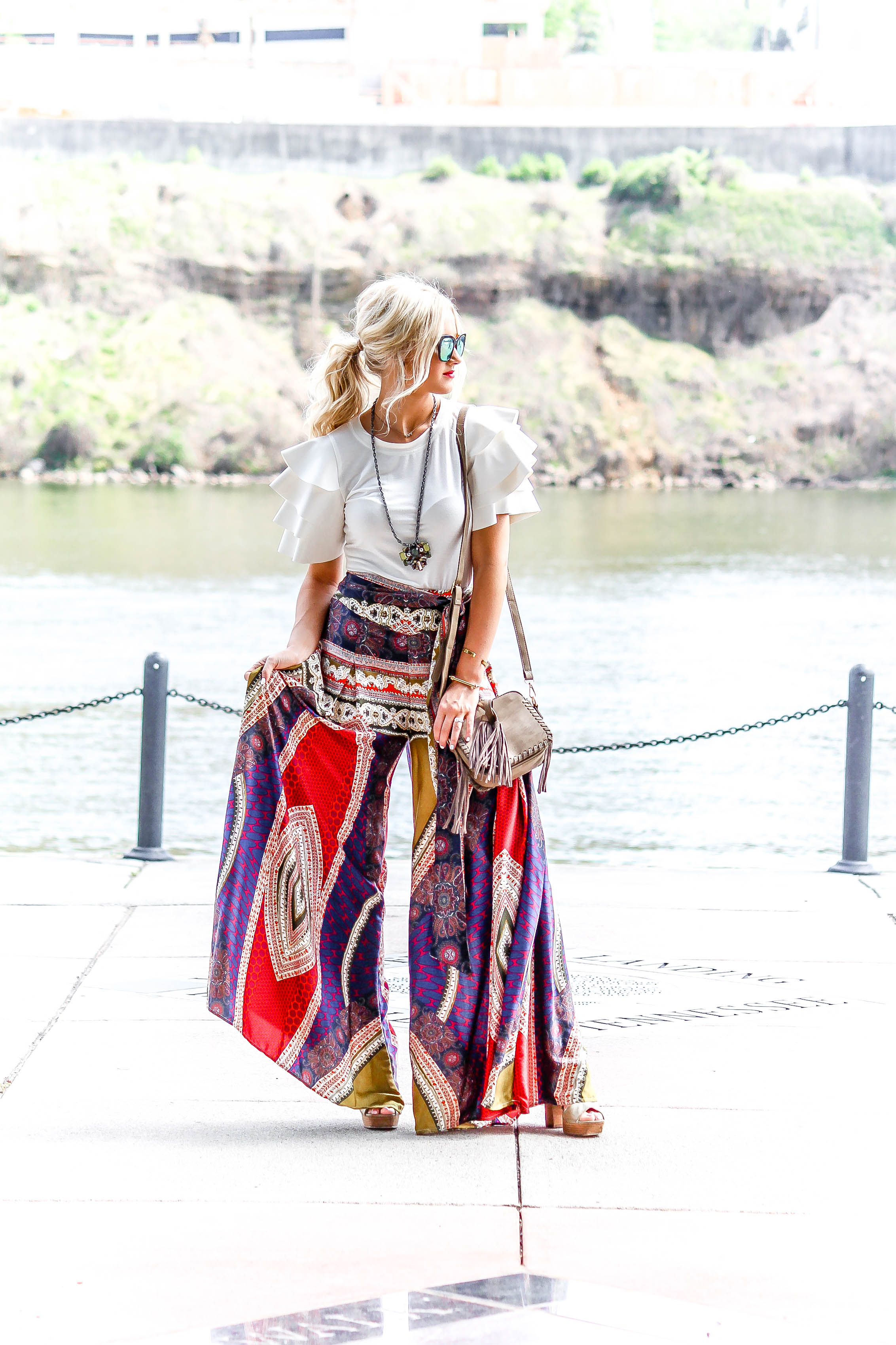 How to Wear (& Feel Comfortable In) a Bold, Statement Outfit | love 'n' labels www.lovenlabels.com