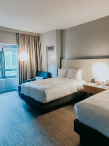 New York City Travel Diary - NY Hilton Midtown | love 'n' labels www.lovenlabels.com
