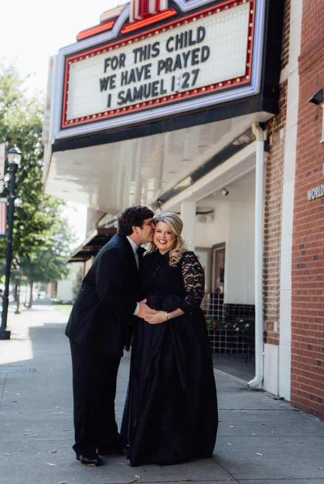 Baby Williams Gender Reveal at the Capitol Theatre | love 'n' labels www.lovenlabels.com